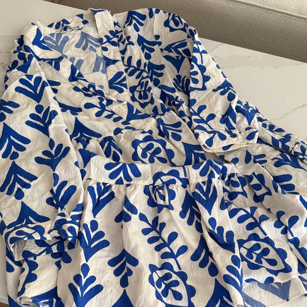 Zara Blue and Cream Leaf Print dress/coverup